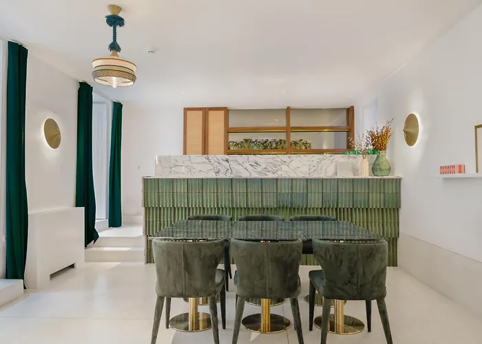 Retreat By Reframe In Oporto