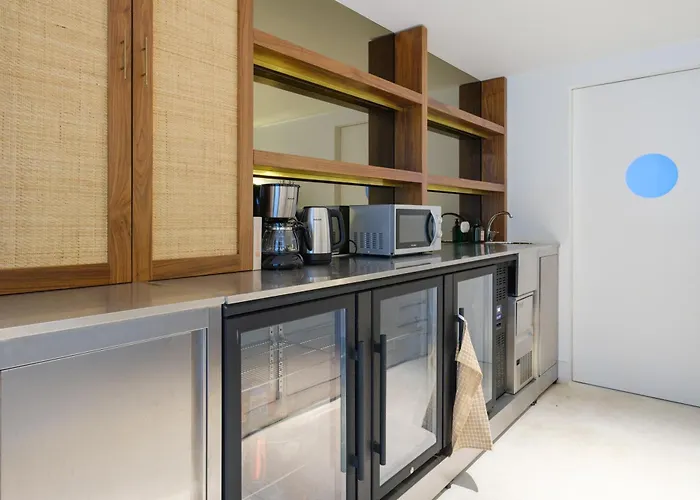 Retreat By Reframe In Affittacamere 3*