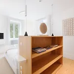 Πανσιόν Retreat By Reframe In 3*