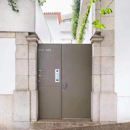 Retreat By Reframe In Πανσιόν