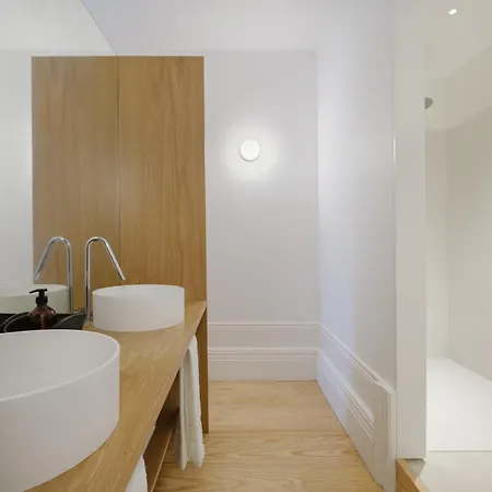 Retreat By Reframe In Gasthuis Porto