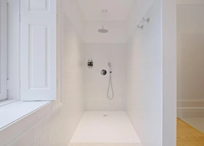 Retreat By Reframe In