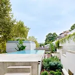 Retreat By Reframe In 招待所 波尔图