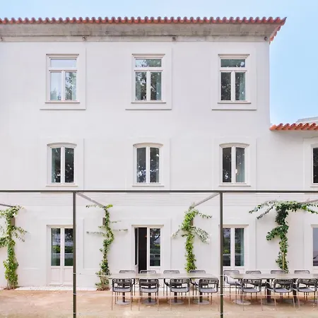 Retreat By Reframe In 3*