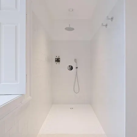 Retreat By Reframe In